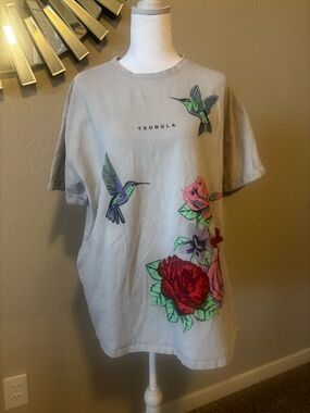 YoungLA Beige Graphic Tee with Red Roses and Green Hummingbirds